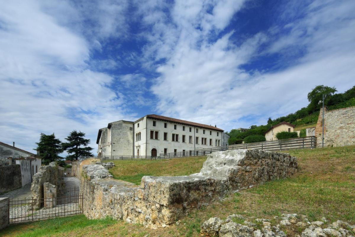 Campus San Francesco Hotel *